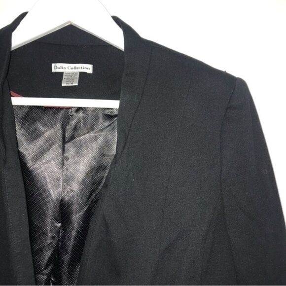 Dalia Collection Slim-Fit Open-Front Blazer/ Suit Jacket - Picture 4 of 11